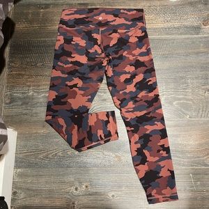 Lululemon 25” Wunder Train high rise pant